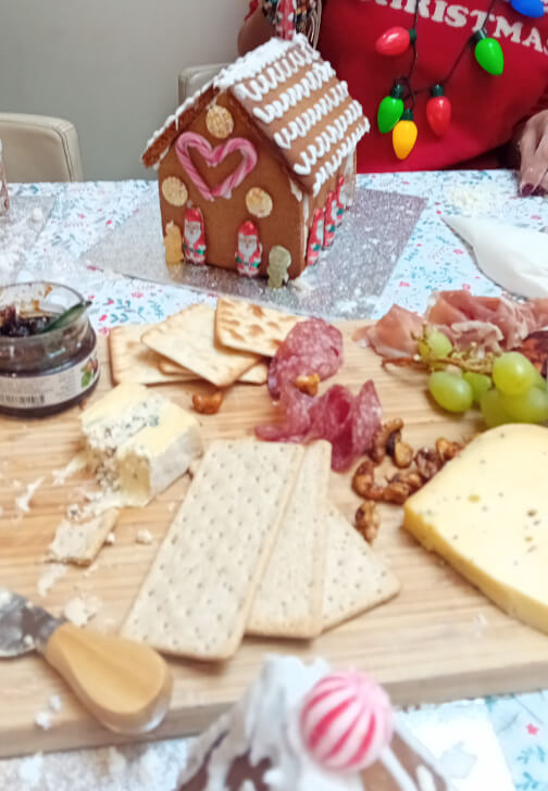 BYOB Gingerbread House Decorating Workshop