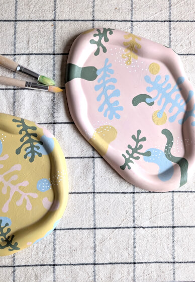 BYOB Paint and Sip Workshop – Decorative Tray Party