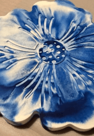 Cast and Create Club: Eco Resin Workshop for Creative Tweens