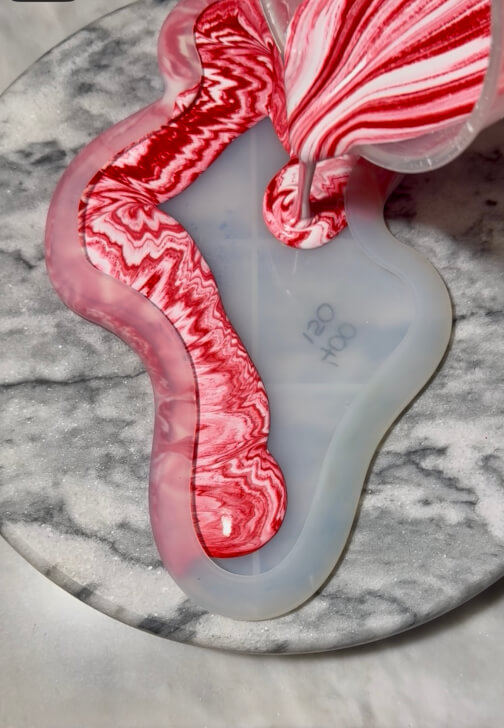 Cast and Create Club: Eco Resin Workshop for Creative Tweens