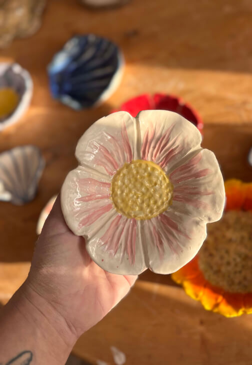 Ceramic Shells and Flowers Workshop