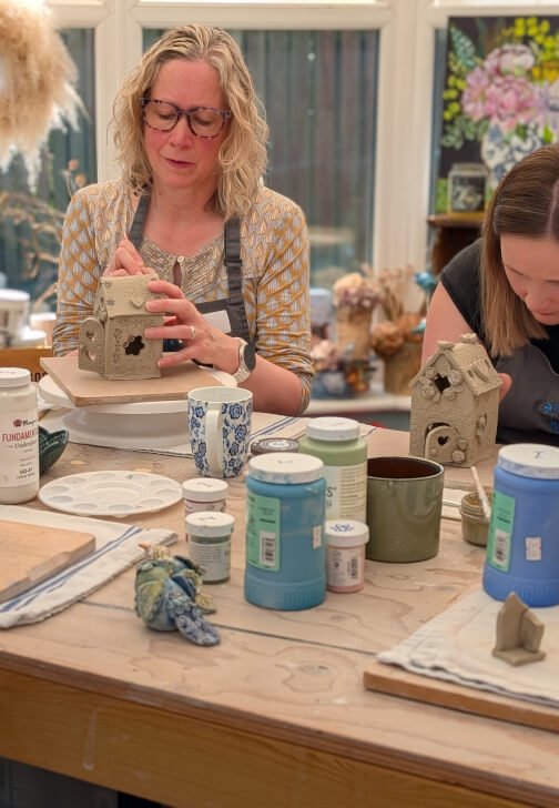 Ceramic Tea-light Cottage Class