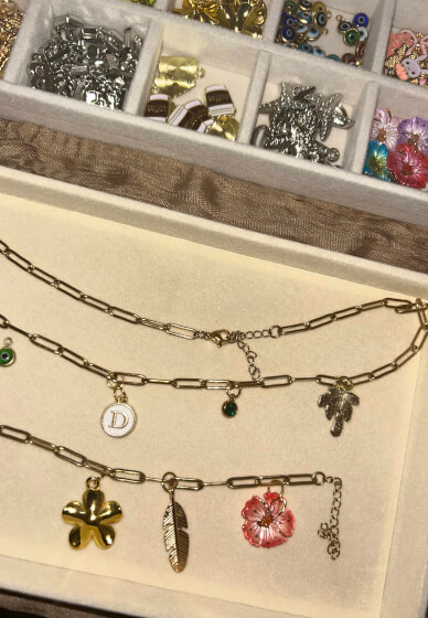 Charm Bar Jewellery Experience