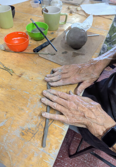 Clay Poppy Seed Head Sculpture Workshop