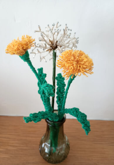 Craft Workshop: Dandelion Flowers