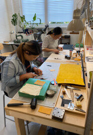 Create Your Bespoke Leather Shoulder Bag Workshop