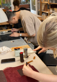 Create Your Bespoke Leather Shoulder Bag Workshop