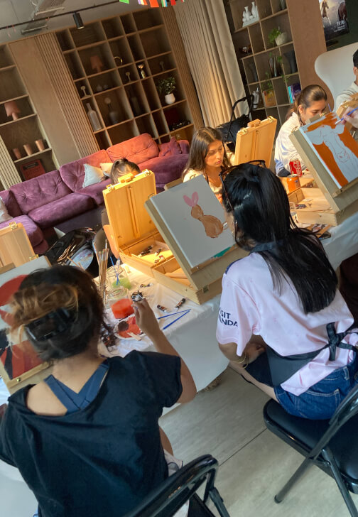 Creative Workshop Day with Shopping: Acrylic Painting Workshop
