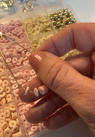 Creative Workshop Day with Shopping: Jewellery Workshop
