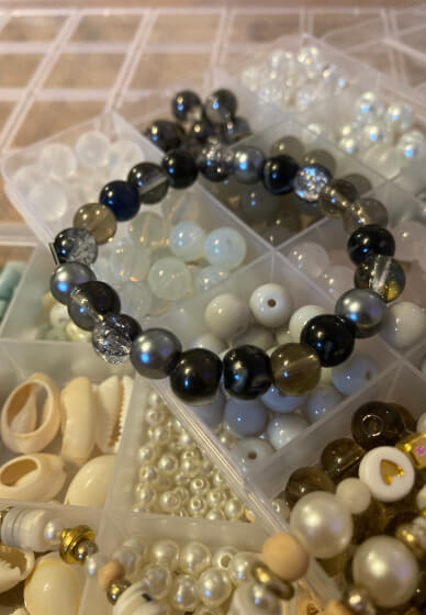 Creative Workshop Day with Shopping: Jewellery Workshop