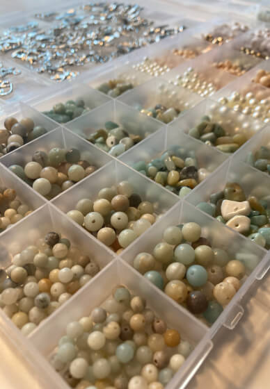 Creative Workshop Day with Shopping: Jewellery Workshop
