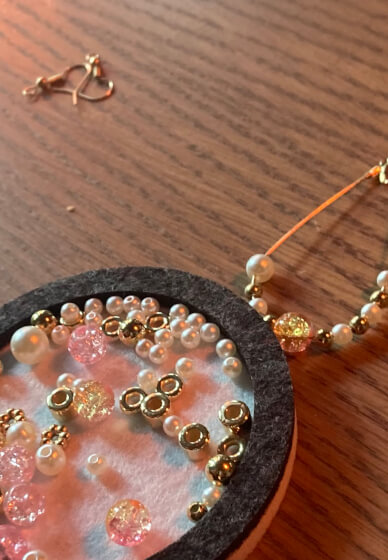 Creative Workshop Day with Shopping: Jewellery Workshop