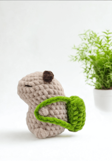 Crochet Kit - Mizu the Capybara