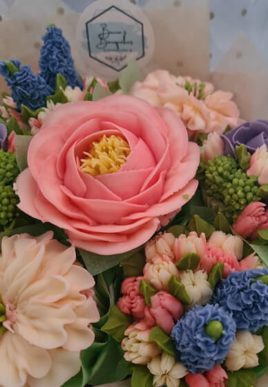 Cupcake Bouquet Decorating Class