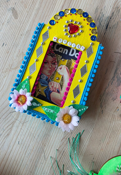 Decorate a Photo Shrine - a Joyful Craft Workshop
