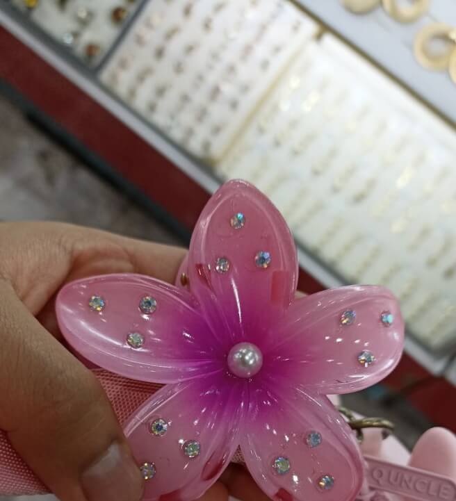 DIY Hawaiian Hair Accessories Workshop
