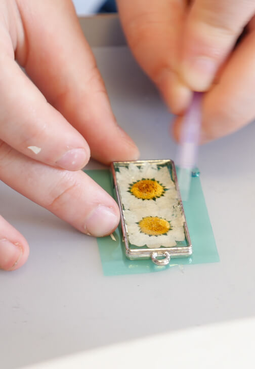 Dried Flower Resin Jewellery Workshop