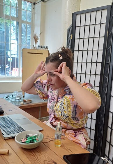 Facial Massage Class