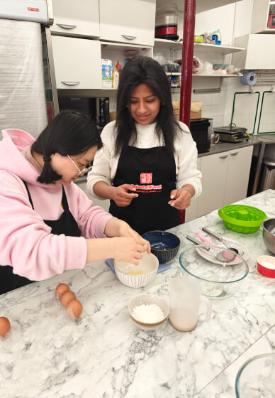 Family Bubble Tea Cake Making Class