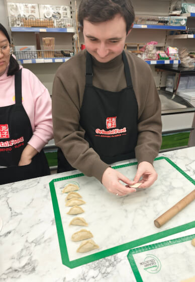 Family DimSum Workshop: Make Dumplings / Gyoza Together