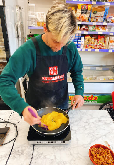 Family Pineapple Cookie Class – Bake, Gift and Share Sweet Moments