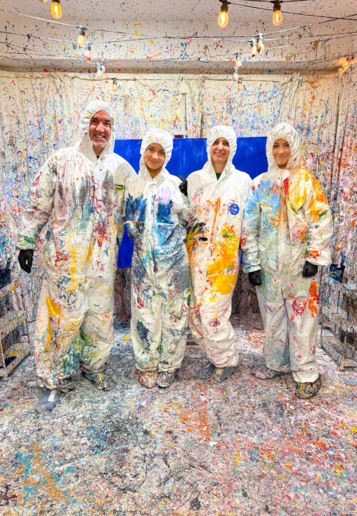 Family Splatter Painting Experience in London for Four Guests
