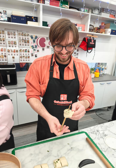 Family Vegan Buns Class – Create, Twist and Steam Together