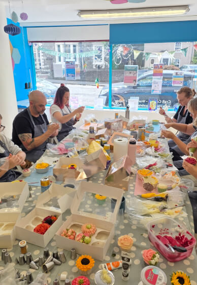 Floral Traybake Workshop