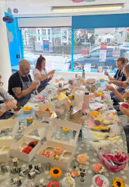 Floral Traybake Workshop