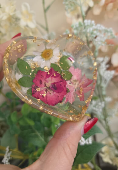 Floral Trinket: Epoxy Resin Botanical Dish - Make 3