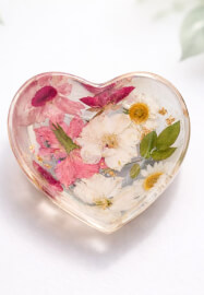 Floral Trinket: Epoxy Resin Botanical Dish - Make 3