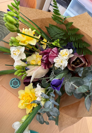 Flower Farm Visit and Bouquet Making Class