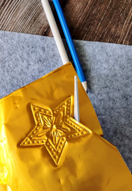 Foil Embossed Christmas Decorations Workshop