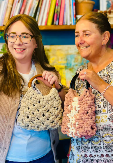 Fun Knotting Macrame Bag Making Class