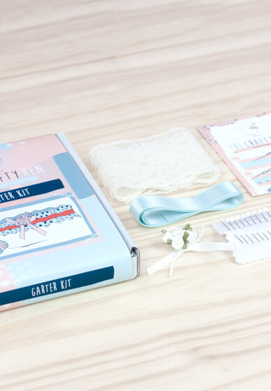 Garter Making Craft Kit