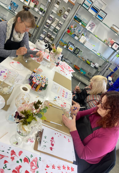 Glass Vase Painting Workshop