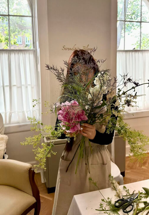 Hand-Tied Bouquet Workshop: French Elegance, Korean Sensibility