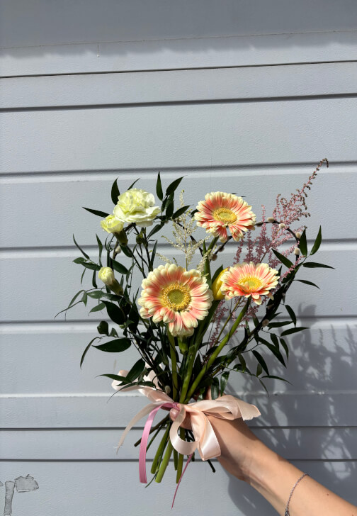 Heart Bouquet Workshop - Girls Go Miles Collab