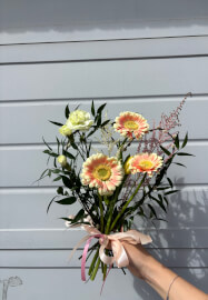 Heart Bouquet Workshop - Girls Go Miles Collab