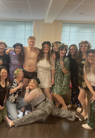 Hen Party Life Drawing Class in Liverpool