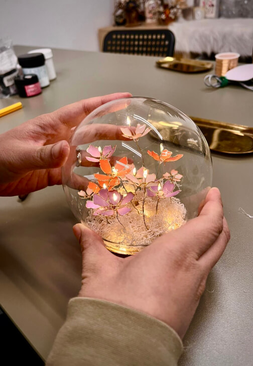 Japanese-Style UV Resin Floral Crystal Light Ball Making Workshop