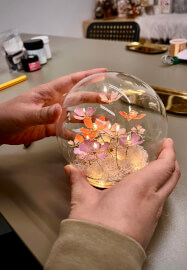 Japanese-Style UV Resin Floral Crystal Light Ball Making Workshop