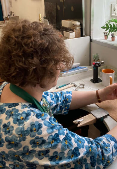Jewellery Making: Autumn Leaf Decoration Class