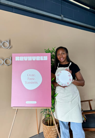 Kollabo: A Cultural Pottery Painting Experience