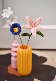 Korean-inspired Sparkling Chenille Flower Bouquet Workshop