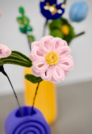 Korean-inspired Sparkling Chenille Flower Bouquet Workshop