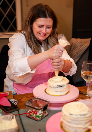 Lambeth Cake Decorating Class