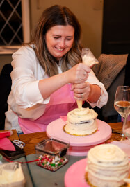 Lambeth Cake Decorating Class