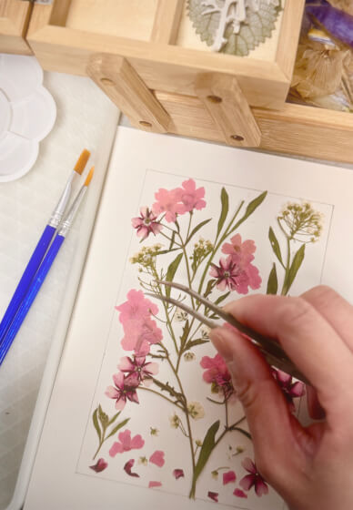Leeds Exclusive - Pressed Sakura Frame Making Workshop