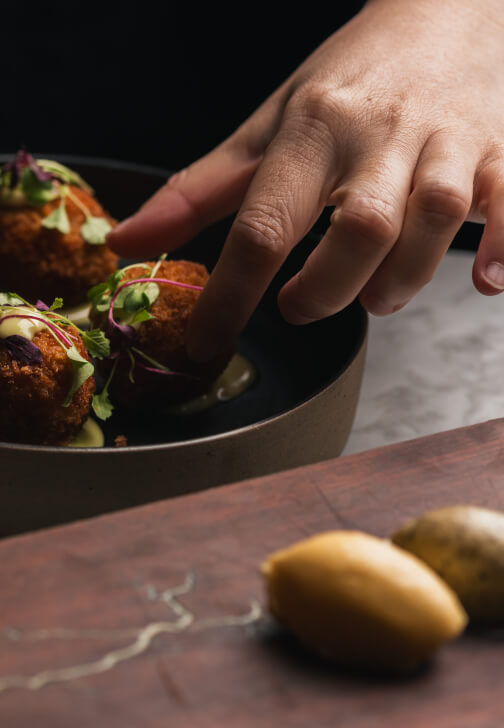 Limited Unlimited Cocktail Brunch Experience